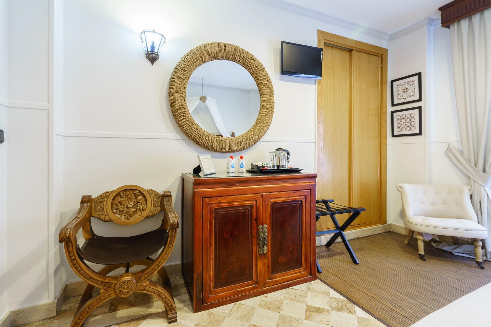 Hotel Boutique Reina Mora Гранада Экстерьер фото